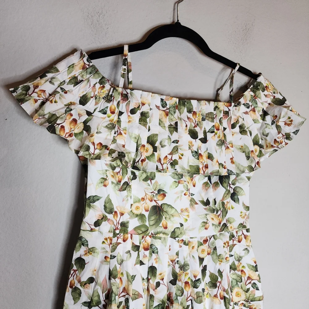 Floral Off-Shoulder Summer Dress in White and Green